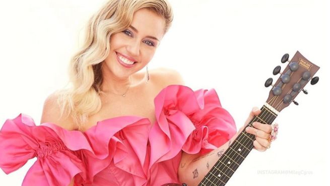 go to Die alte Miley ist zurück: Neues Album im Country-Stil