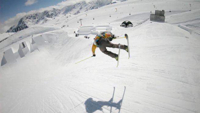 go to Gigantische Aufnahmen: Drohnenvideos von Ski-Freestyle in Sölden