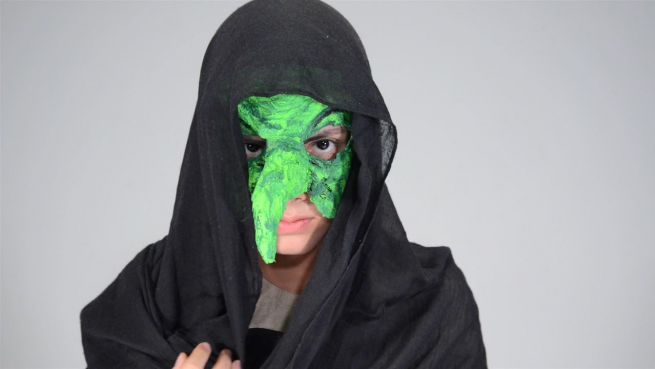 go to DIY: Walpurgis-Maske